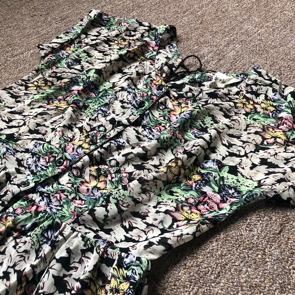 Floral button front lace up back dress sheer top - Picture 4 of 6